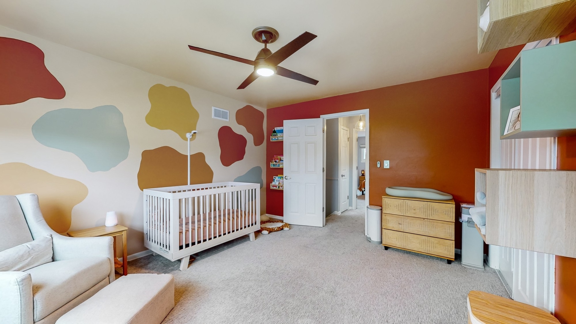299 W Brantwood Avenue