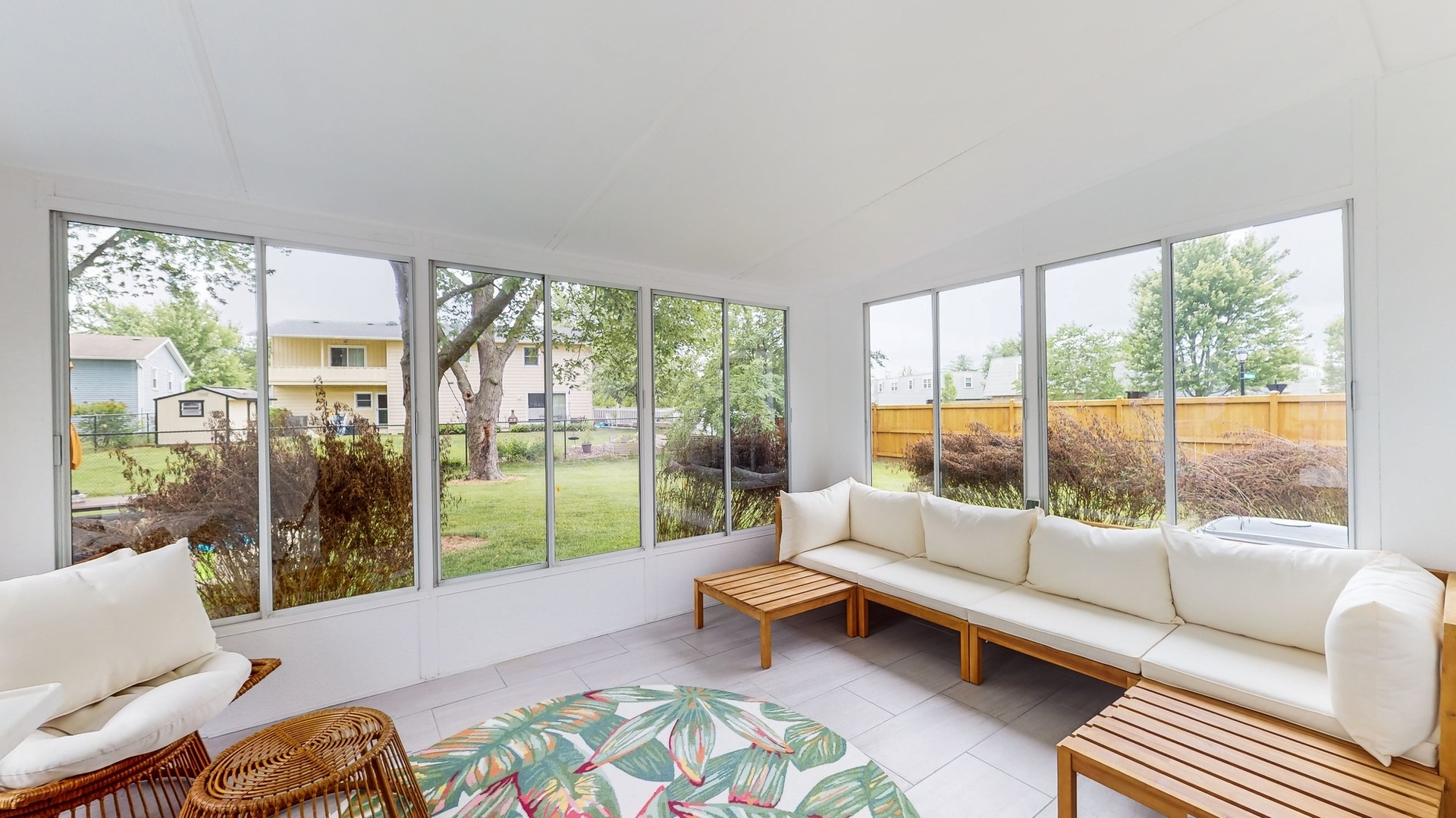299 W Brantwood Avenue