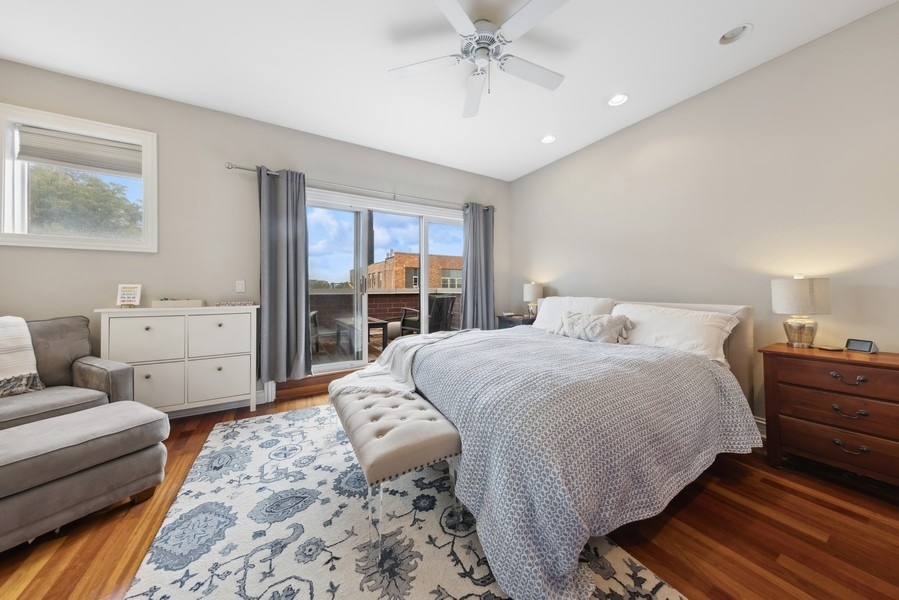 2342 W Montana Street Unit: 2W