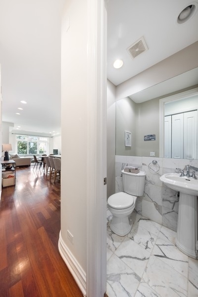 2342 W Montana Street Unit: 2W