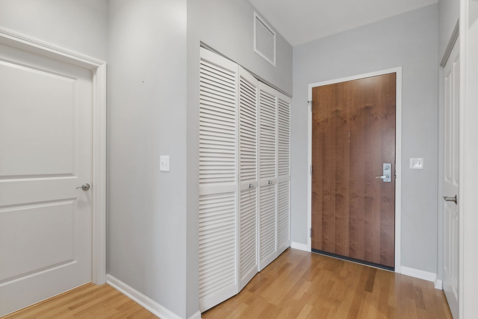 850 Village Center Drive Unit: 319
