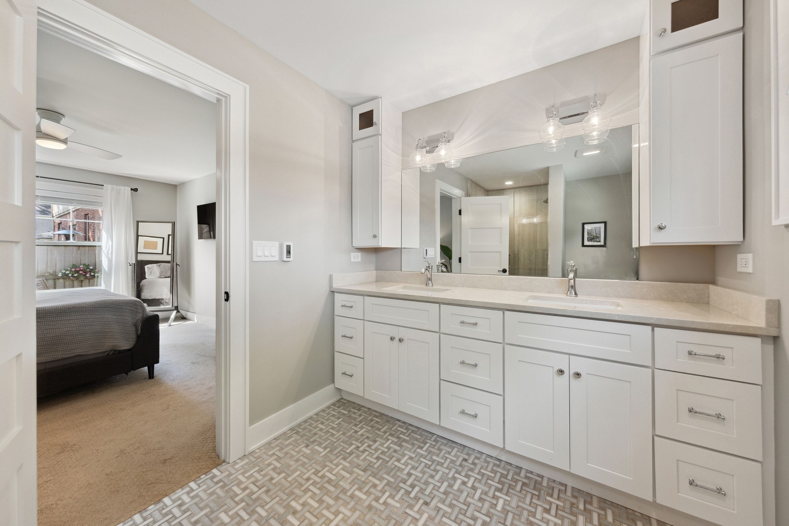 903 S Brainard Avenue