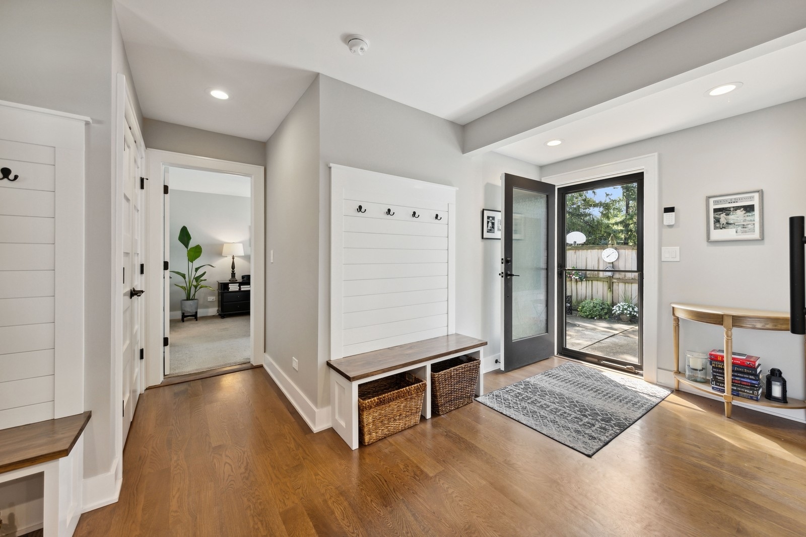 903 S Brainard Avenue