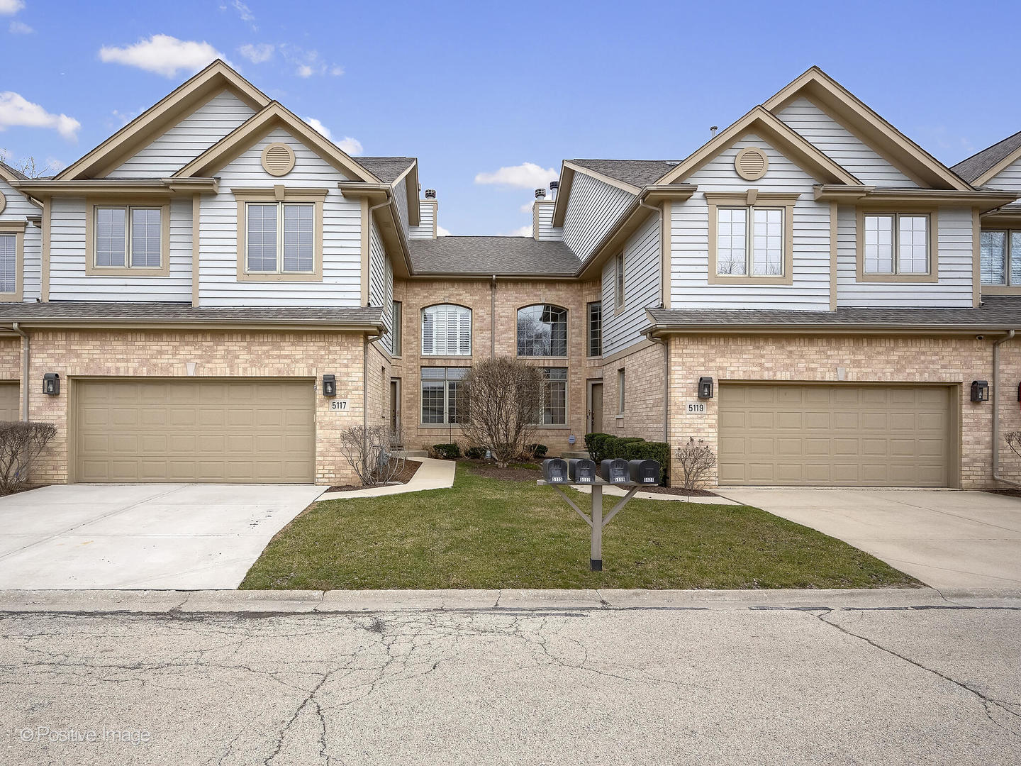 5117 Creek Drive