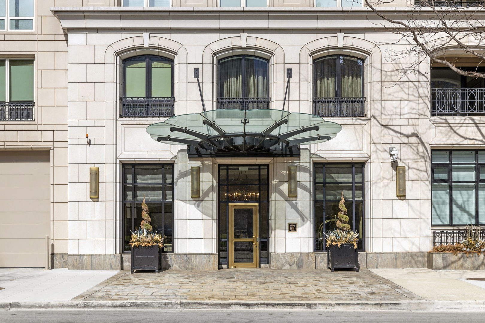 840 N Lake Shore Drive Unit: 1602