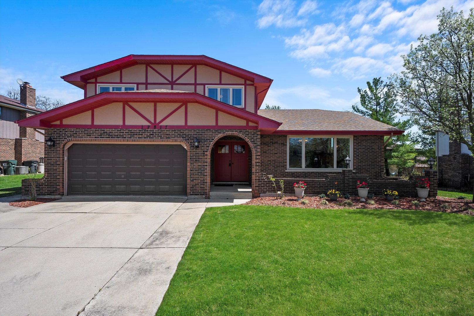 12817 S Brian Place