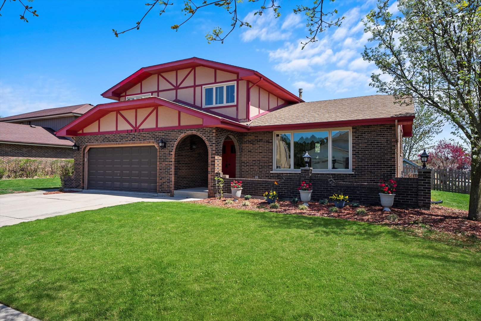 12817 S Brian Place