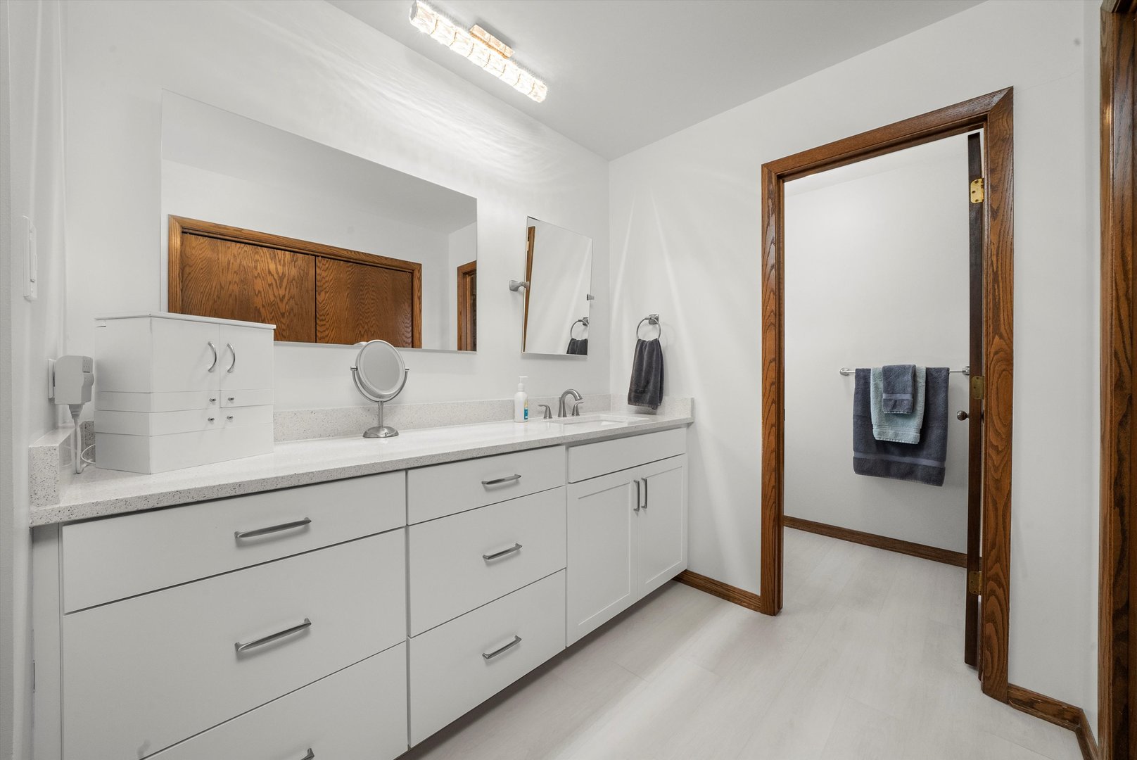 12817 S Brian Place