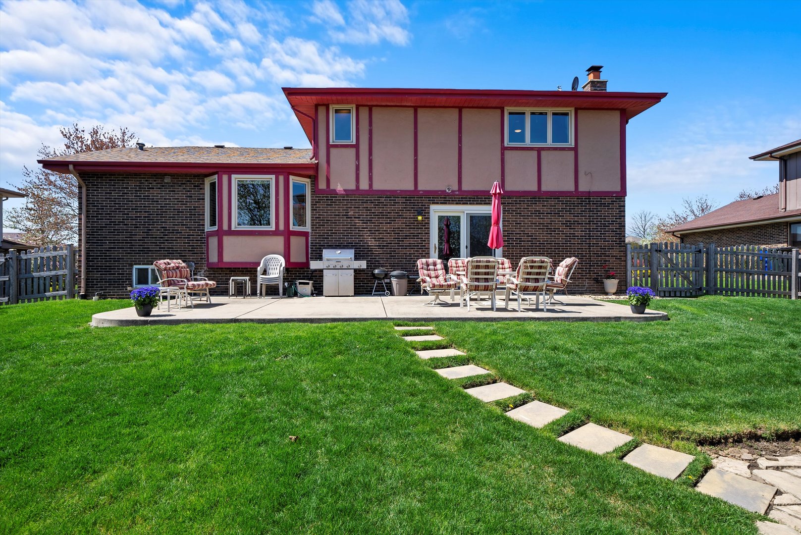12817 S Brian Place