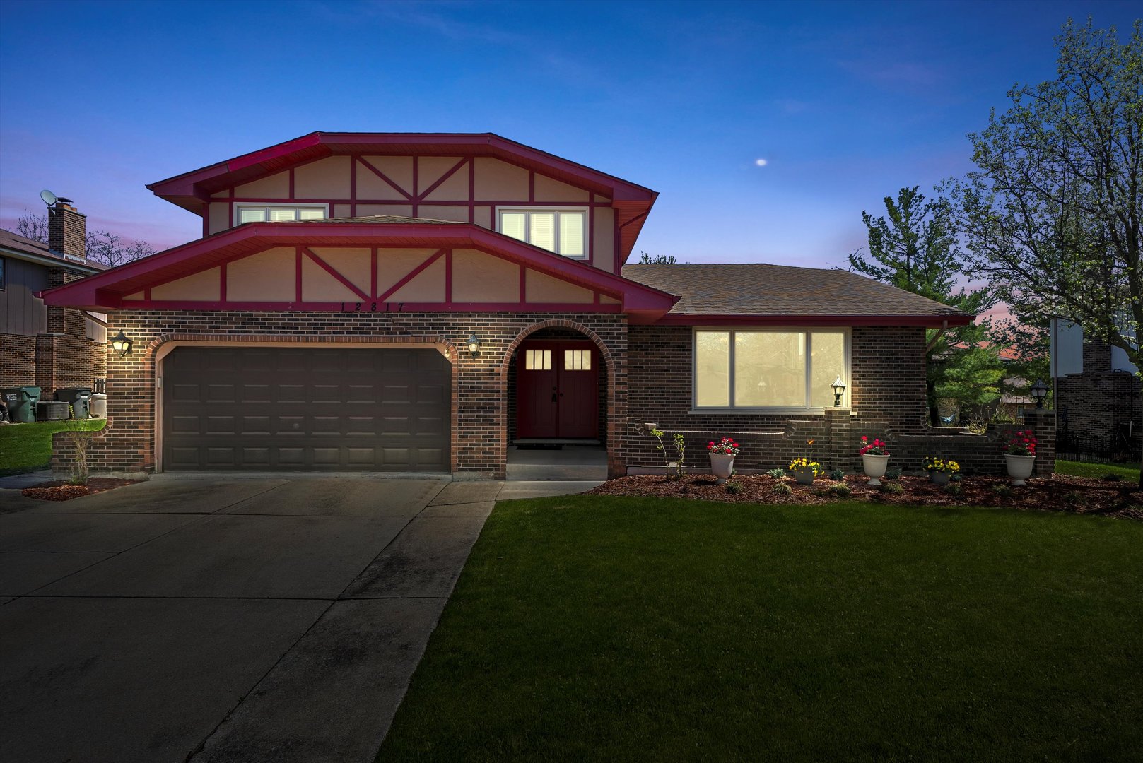 12817 S Brian Place