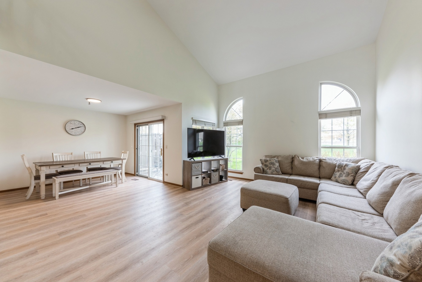 36100 N New Bridge Court