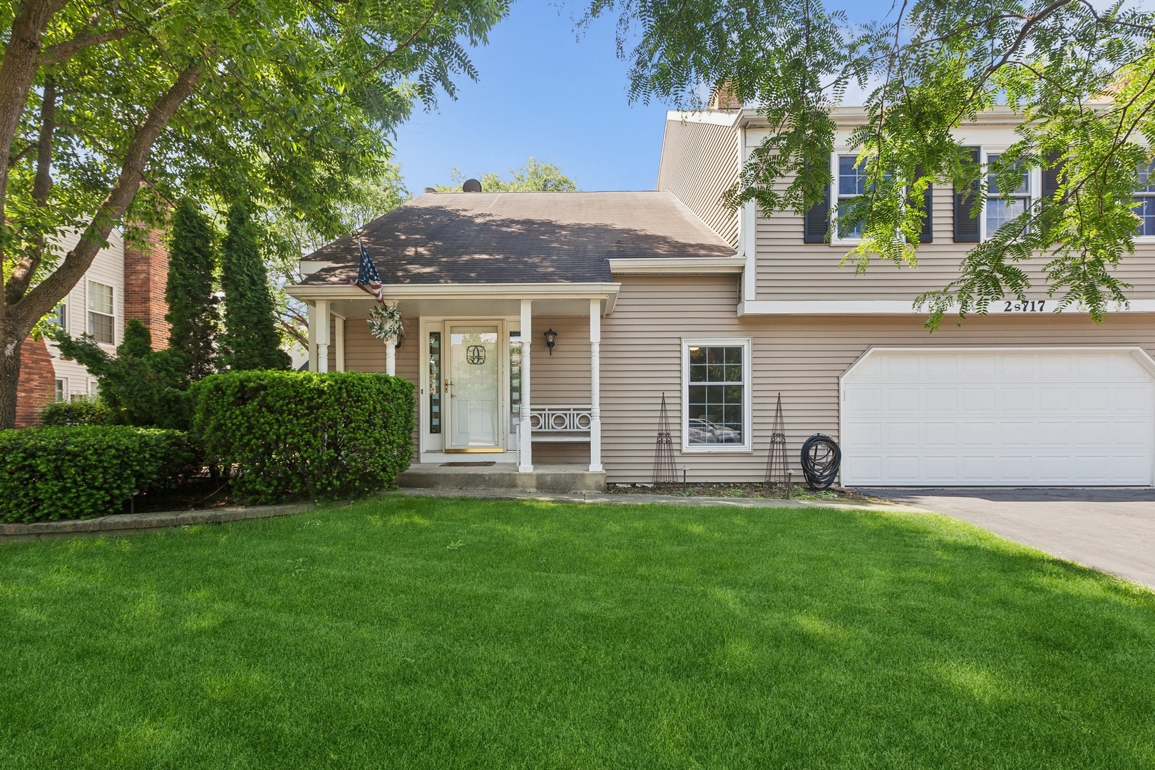 2S717 Timber Drive Unit: 18B