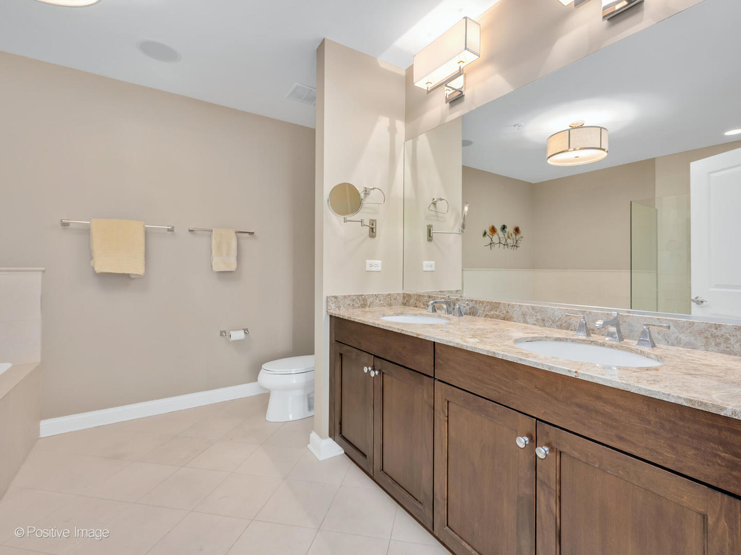 1000 Village Center Drive Unit: 116