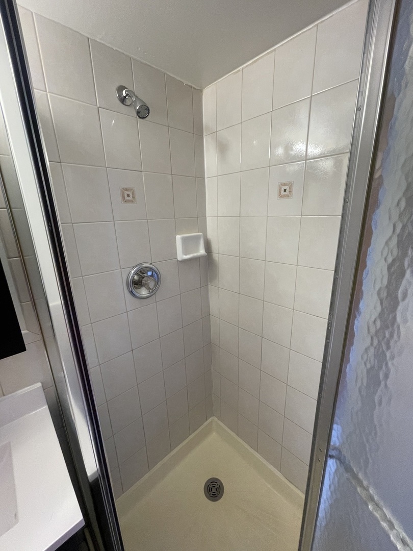9532 Minnick Avenue Unit: 2W