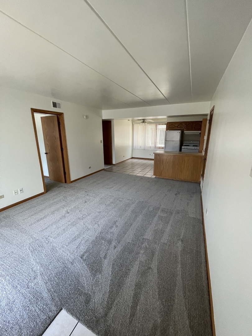 9532 Minnick Avenue Unit: 2W