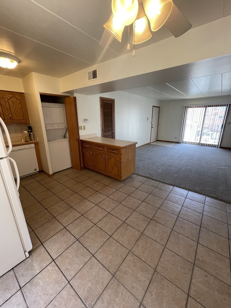 9532 Minnick Avenue Unit: 2W