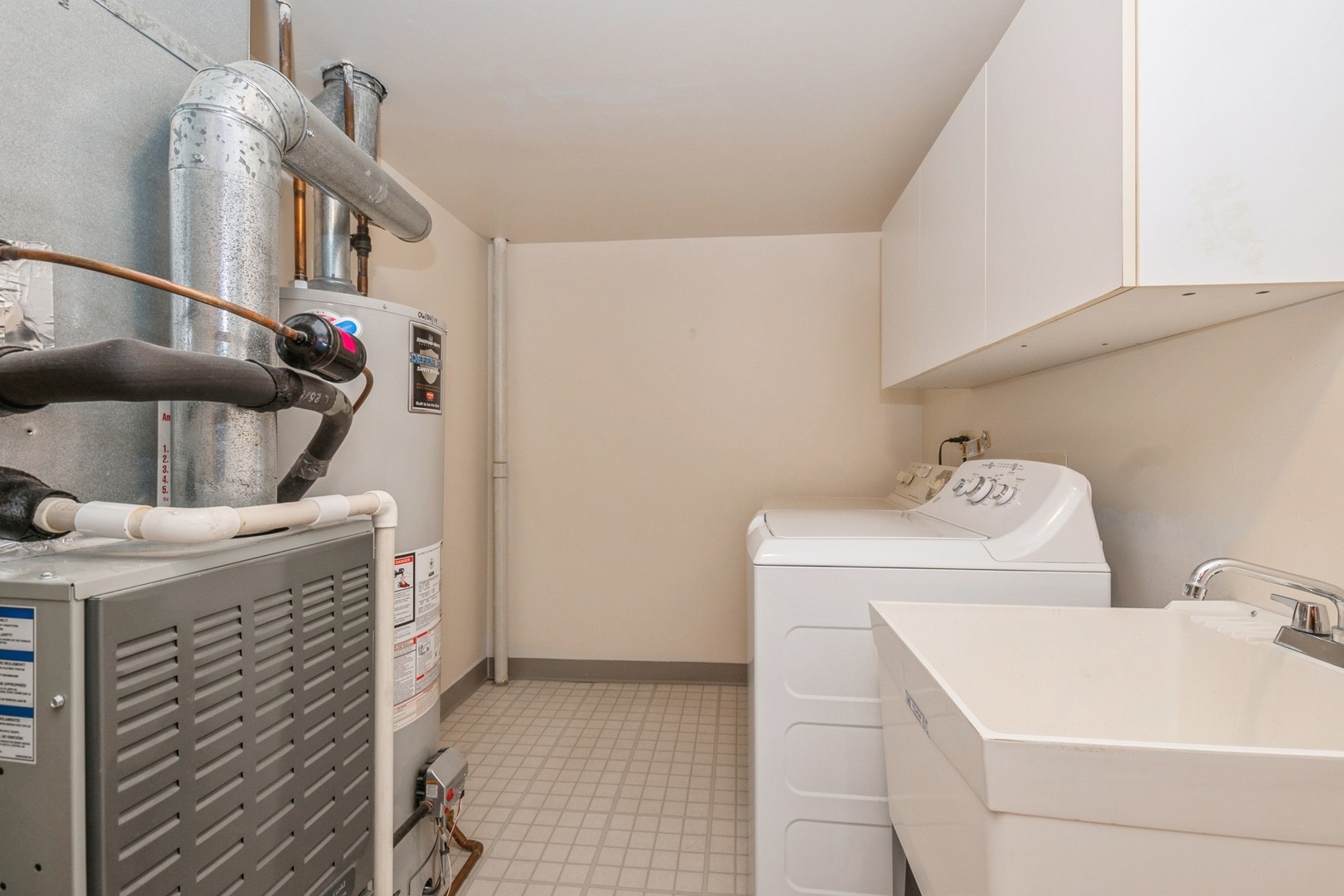 9004 Del Prado Drive Unit: 1S