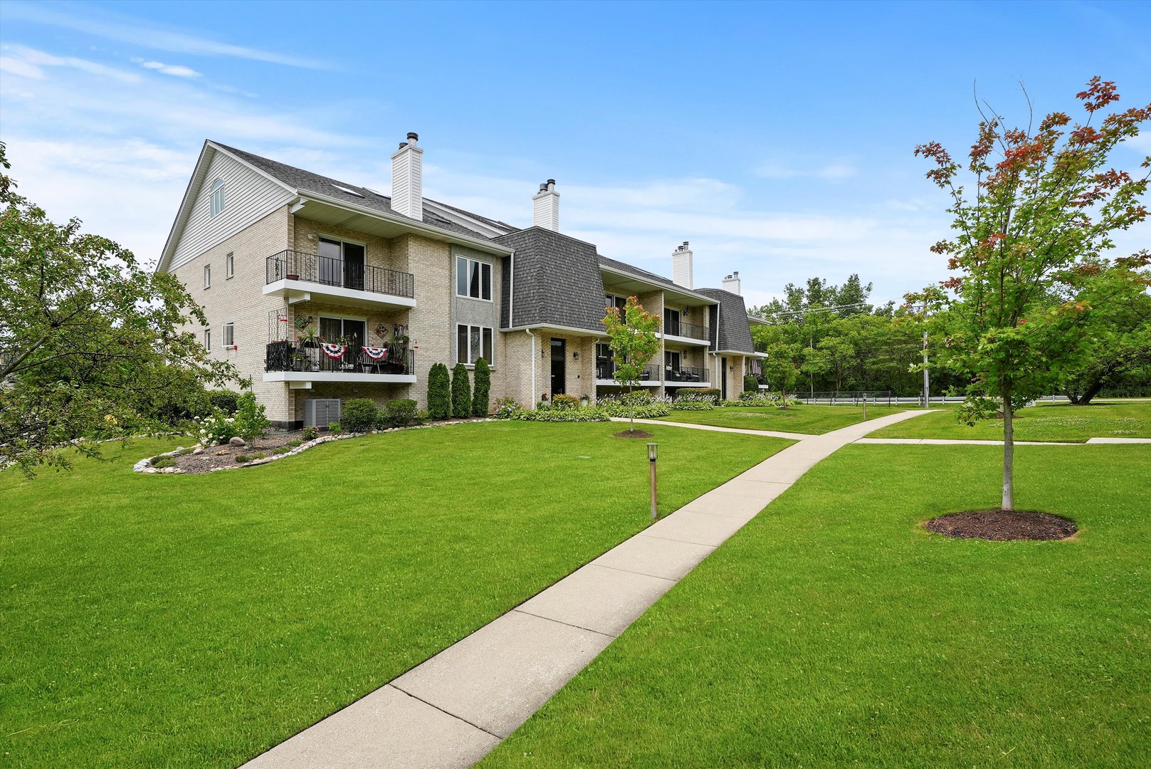 9066 Del Prado Drive Unit: 2S