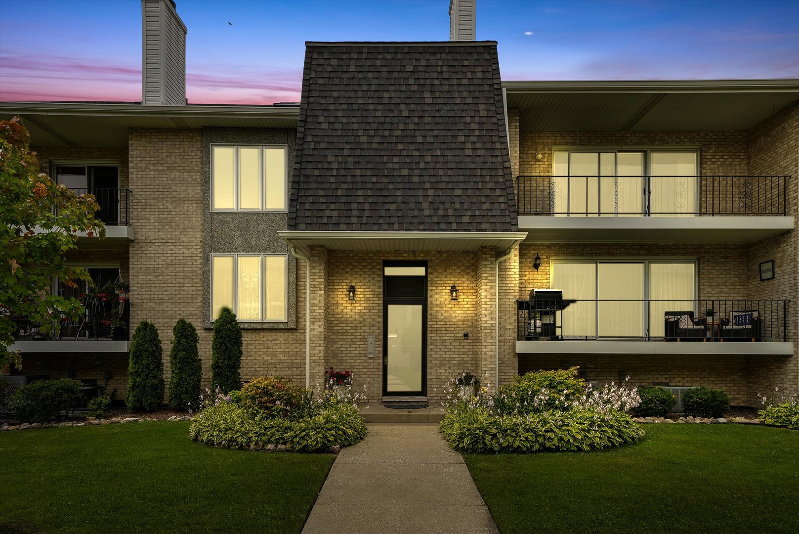 9066 Del Prado Drive Unit: 2S