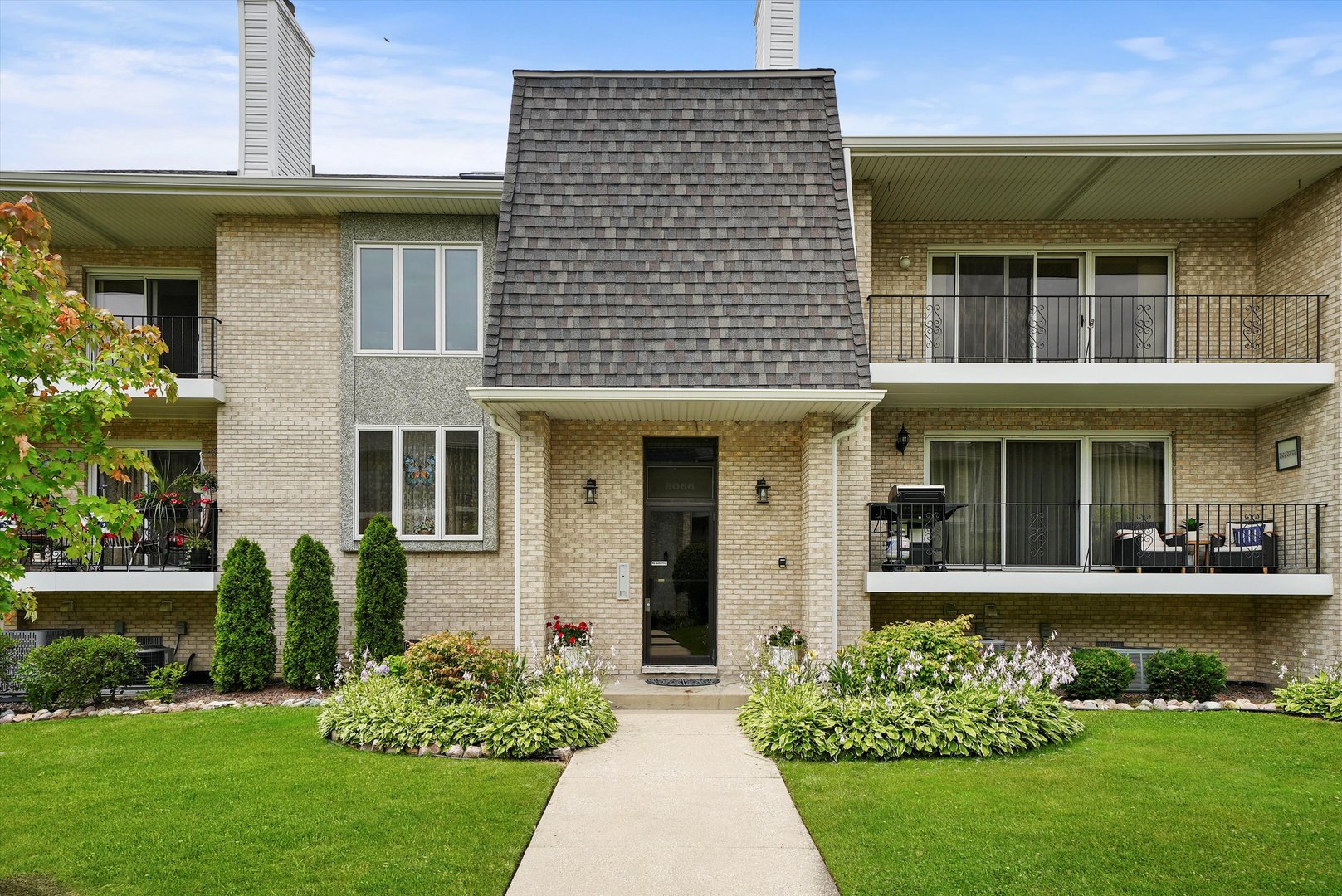 9066 Del Prado Drive Unit: 2S