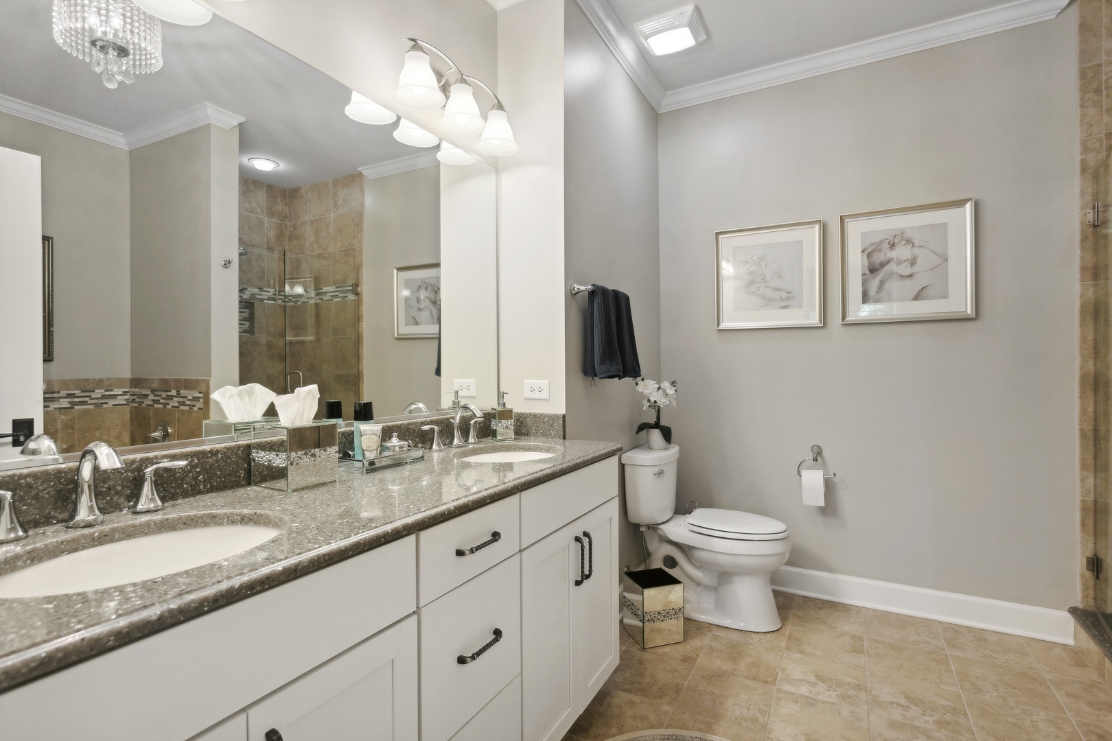 149 W Kennedy Lane Unit: 406
