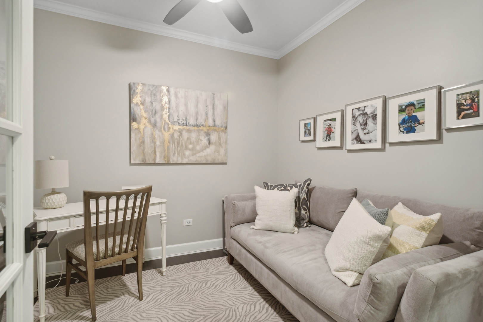 149 W Kennedy Lane Unit: 406