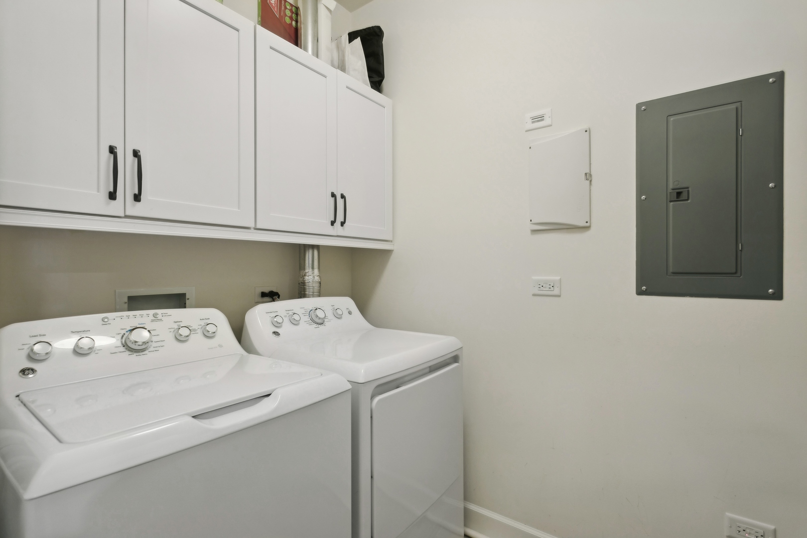 149 W Kennedy Lane Unit: 406