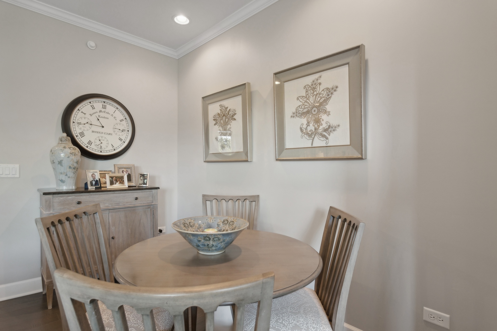 149 W Kennedy Lane Unit: 406