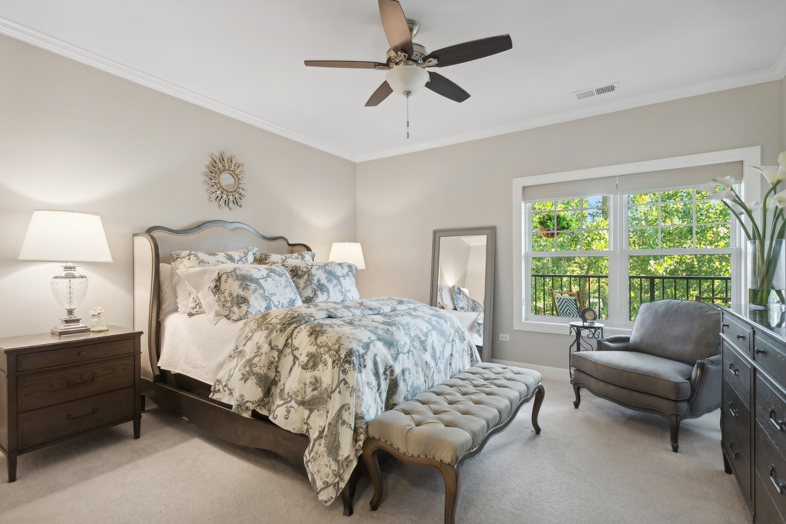 149 W Kennedy Lane Unit: 406
