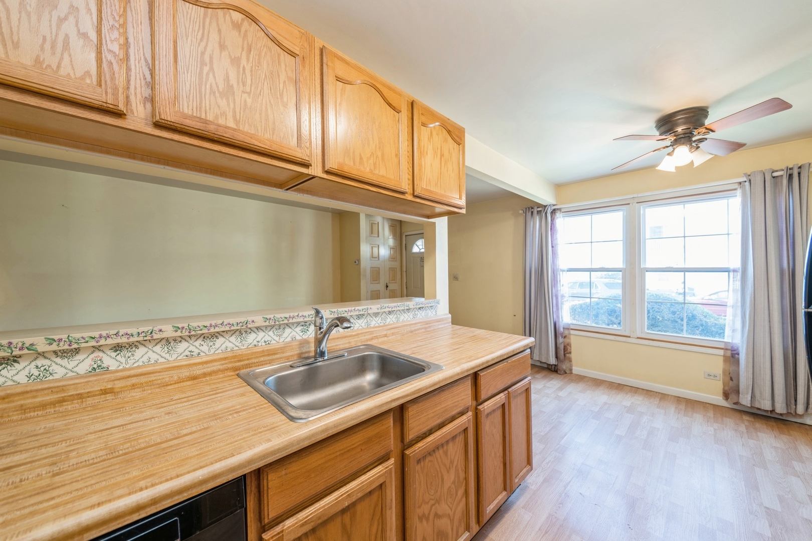 432 James Court Unit: B