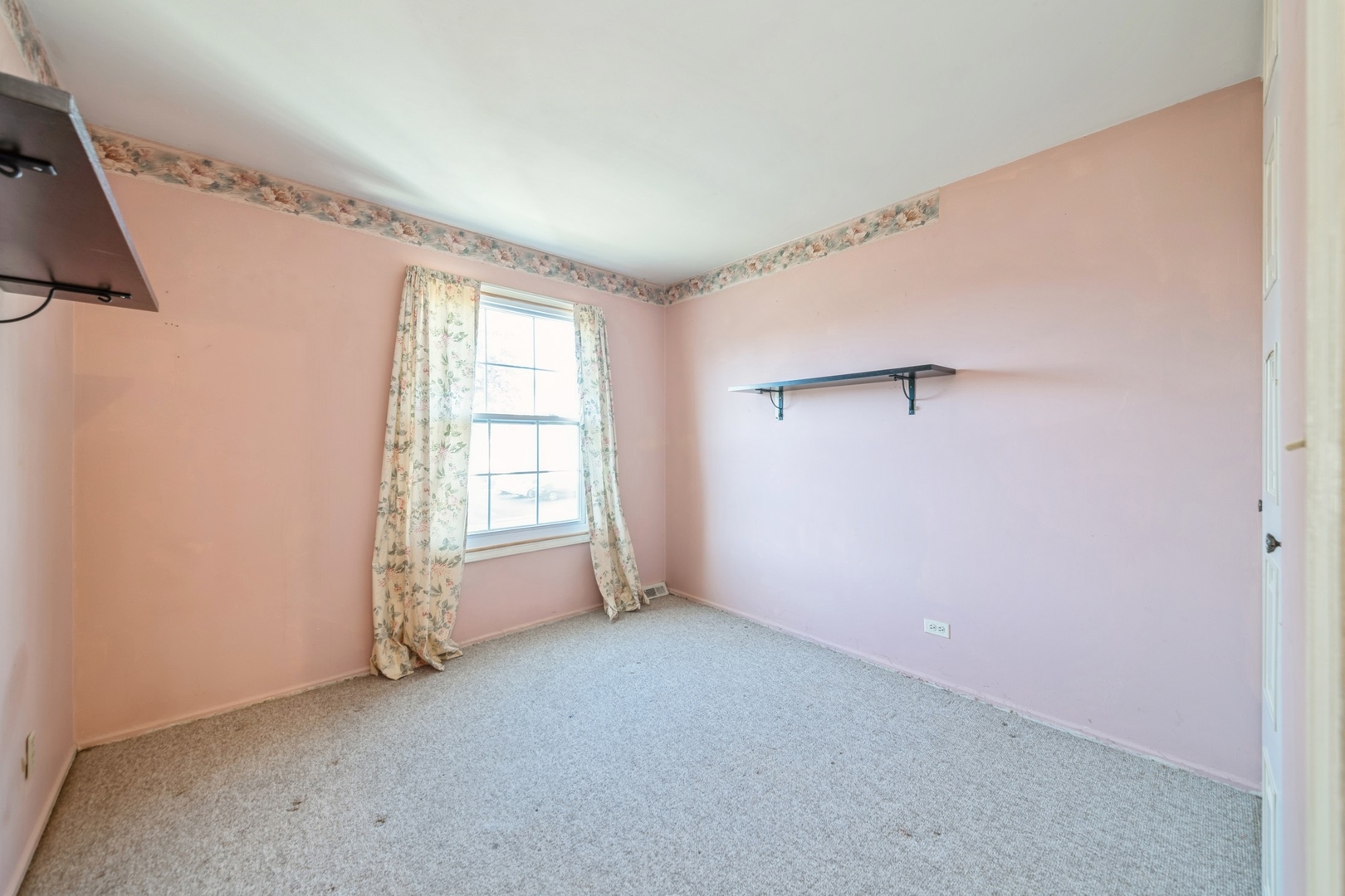 432 James Court Unit: B