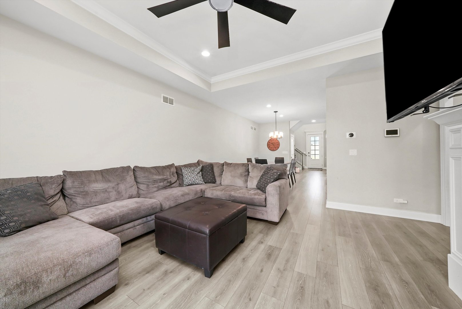 17048 CLOVER Drive