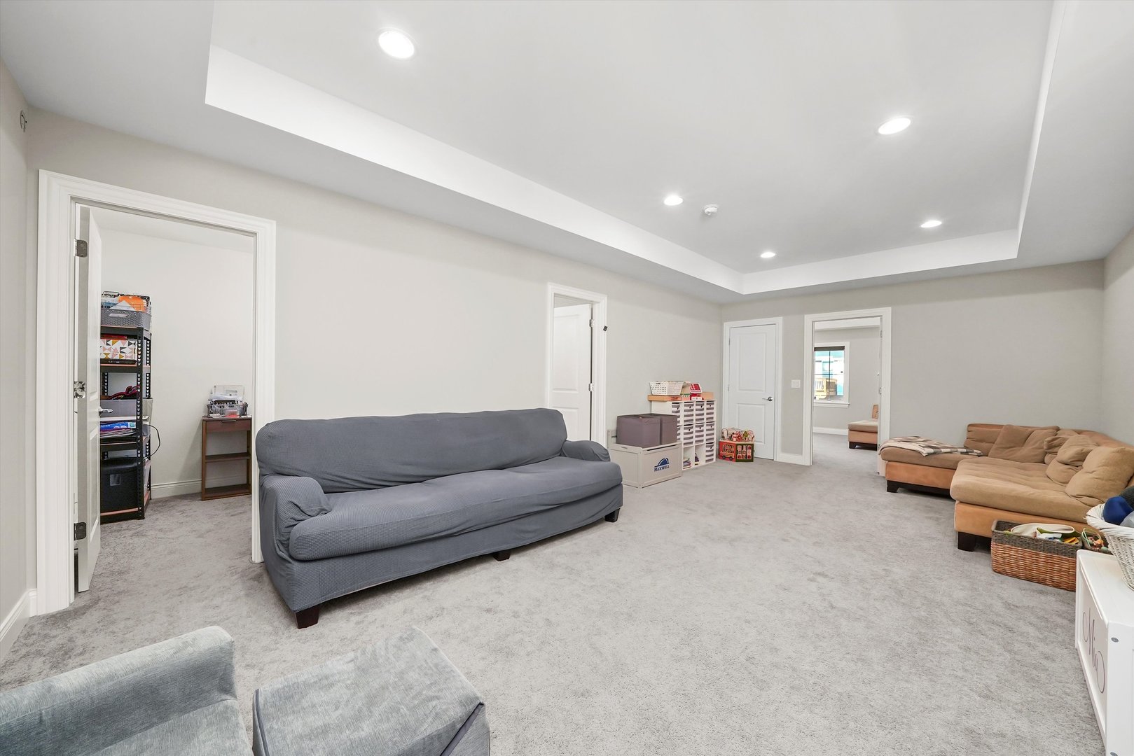 17048 CLOVER Drive