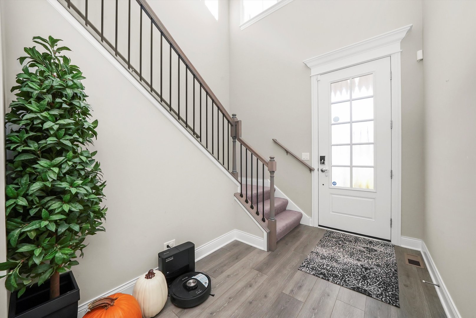 17048 CLOVER Drive