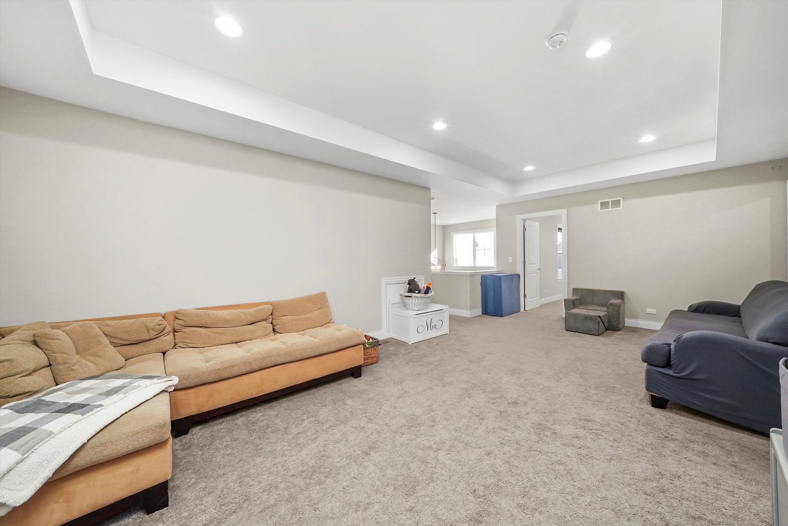 17048 CLOVER Drive