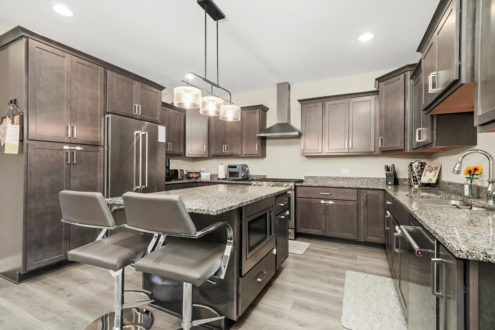 17048 CLOVER Drive