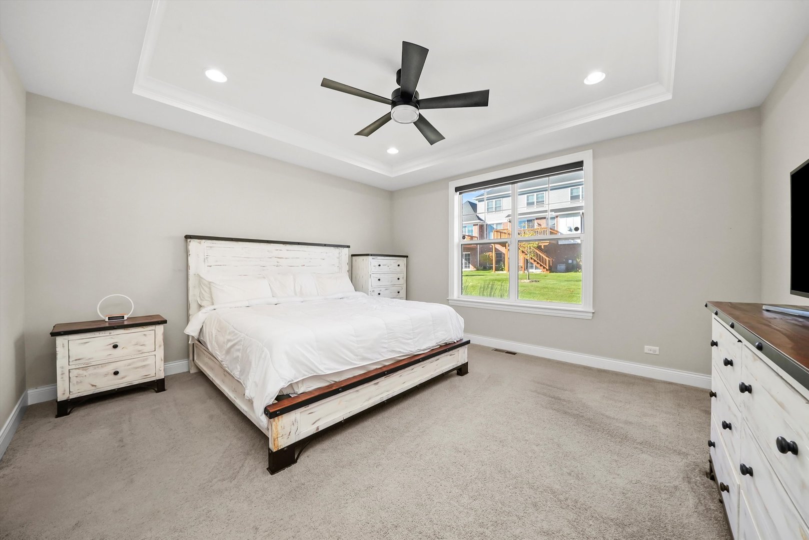 17048 CLOVER Drive