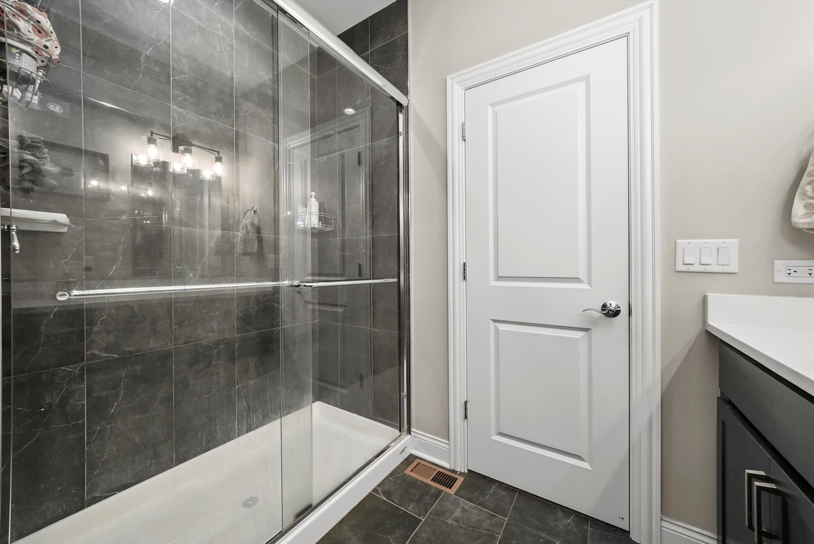 17048 CLOVER Drive