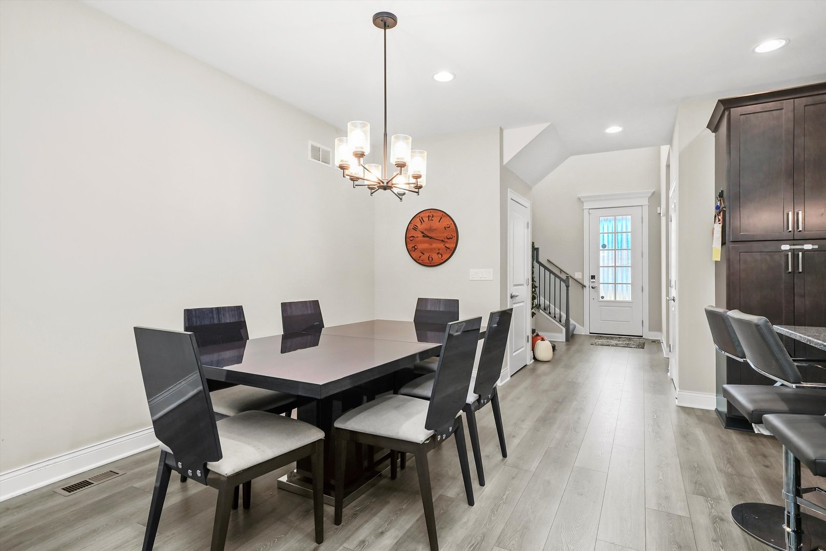 17048 CLOVER Drive