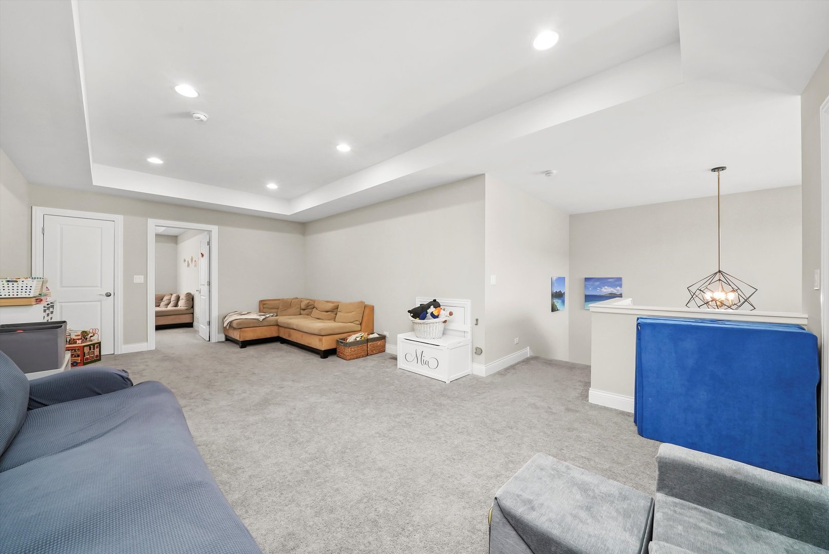 17048 CLOVER Drive