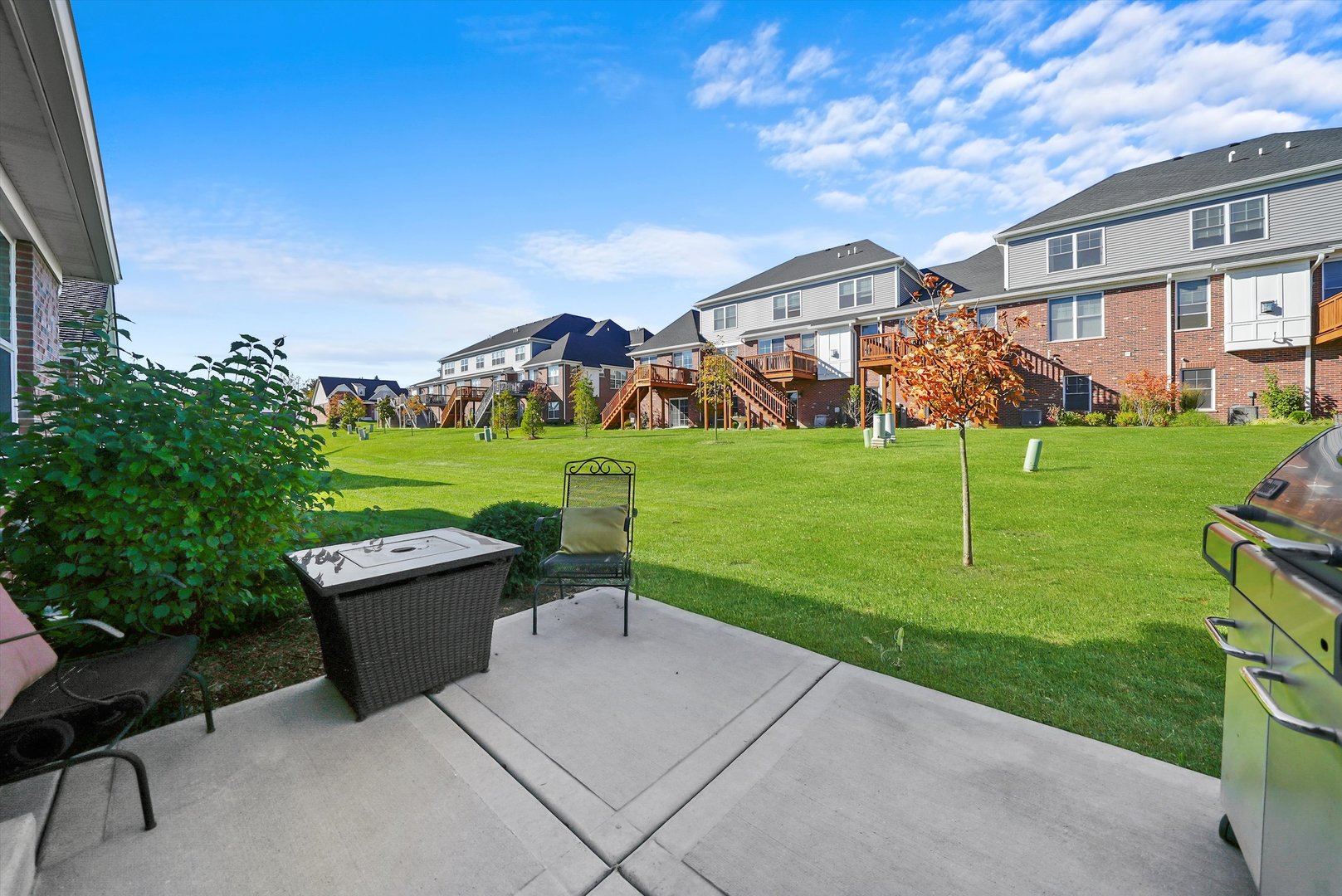 17048 CLOVER Drive