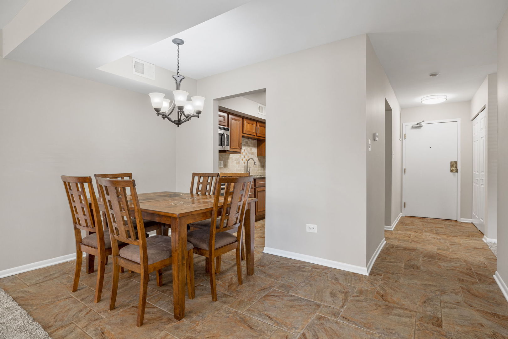 6425 Clarendon Hills Road Unit: 105
