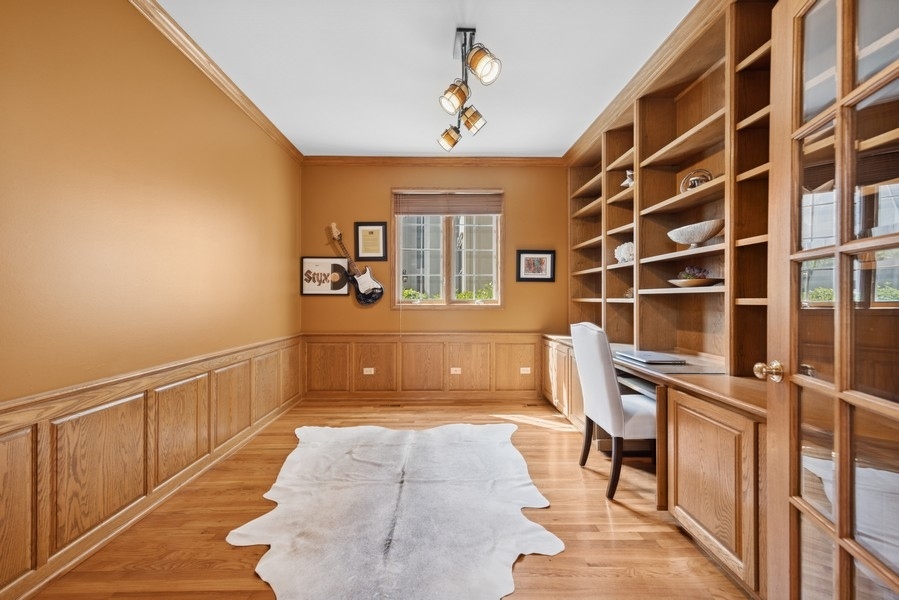 324 N County Line Road