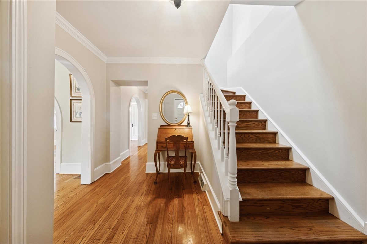 230 Holmes Avenue