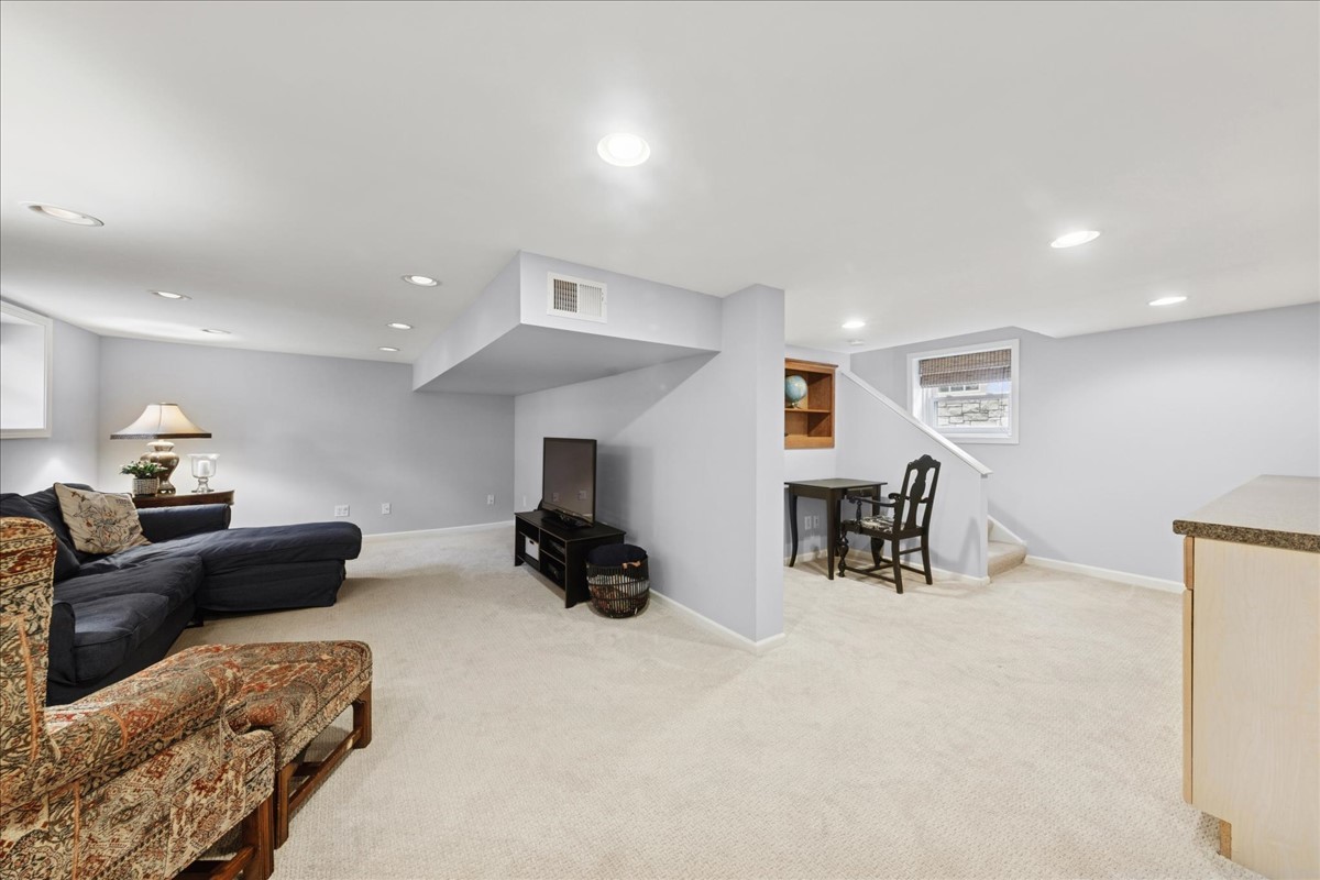 230 Holmes Avenue