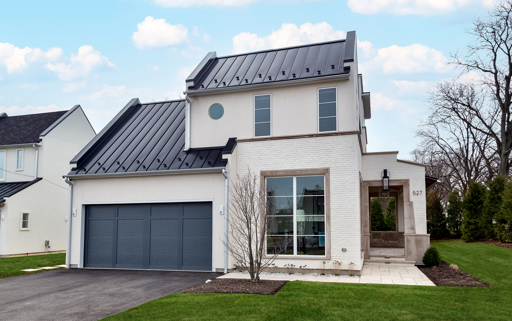 527 Kensington Court