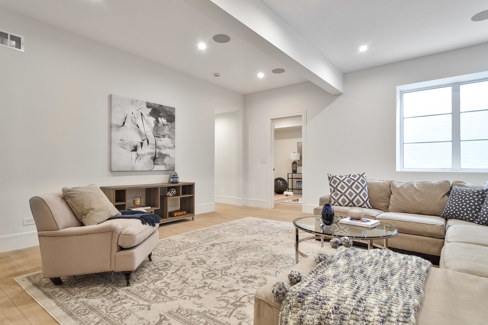 533 Kensington Court