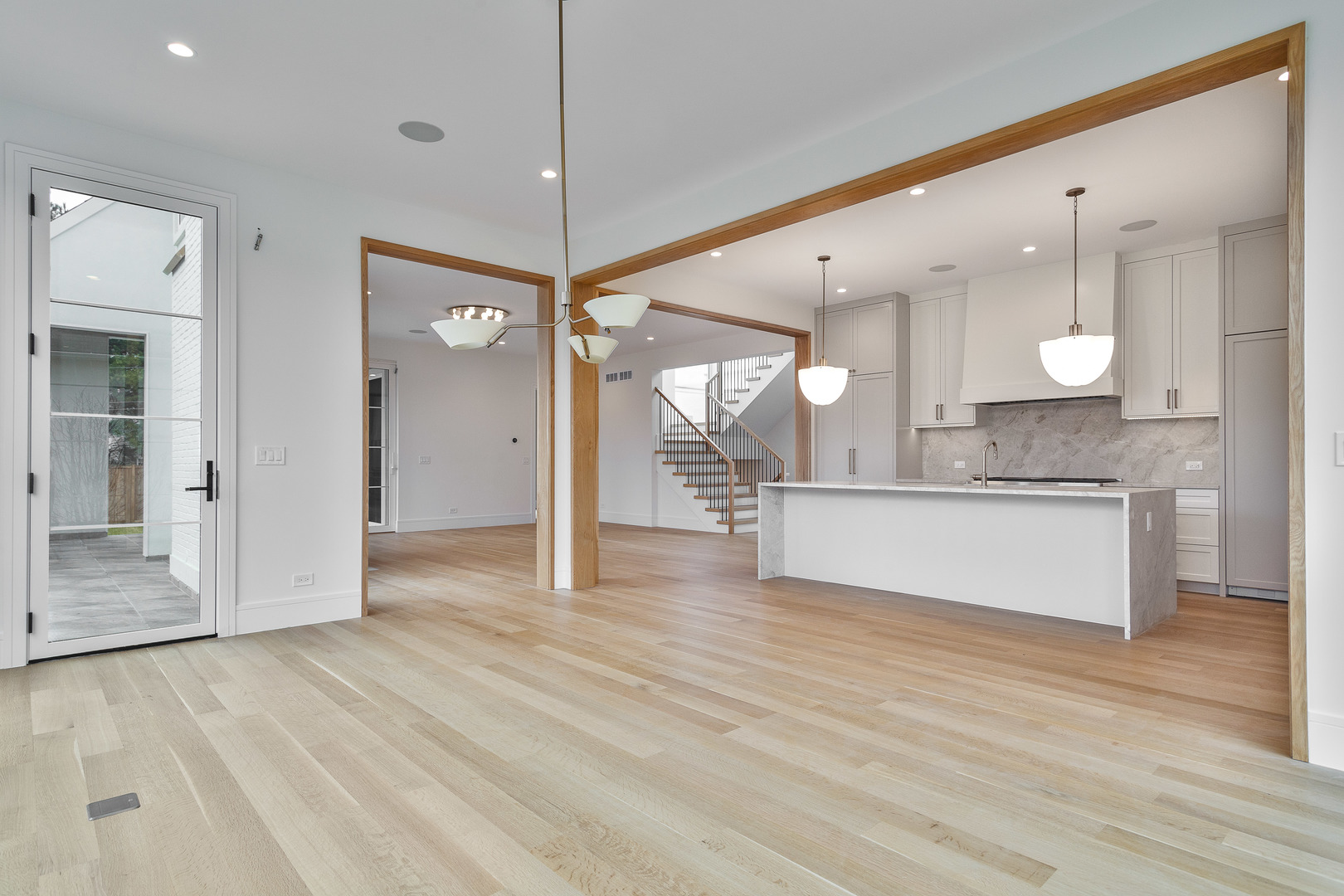 537 Kensington Court