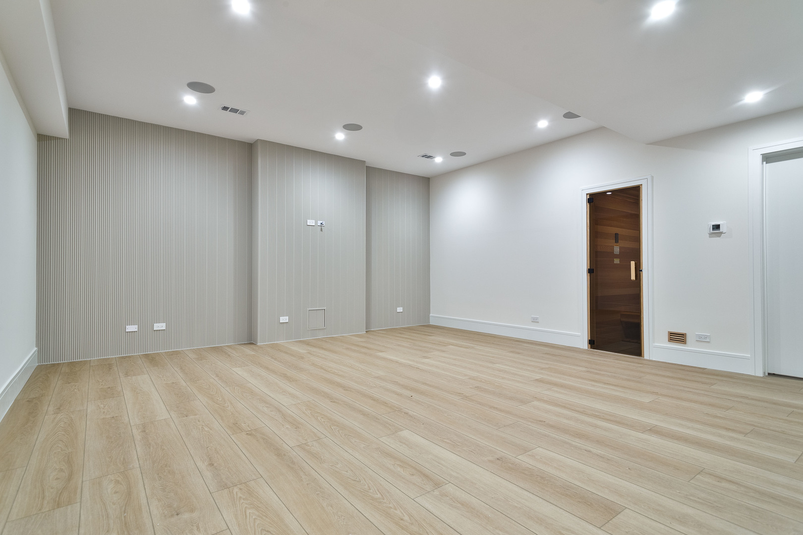 537 Kensington Court
