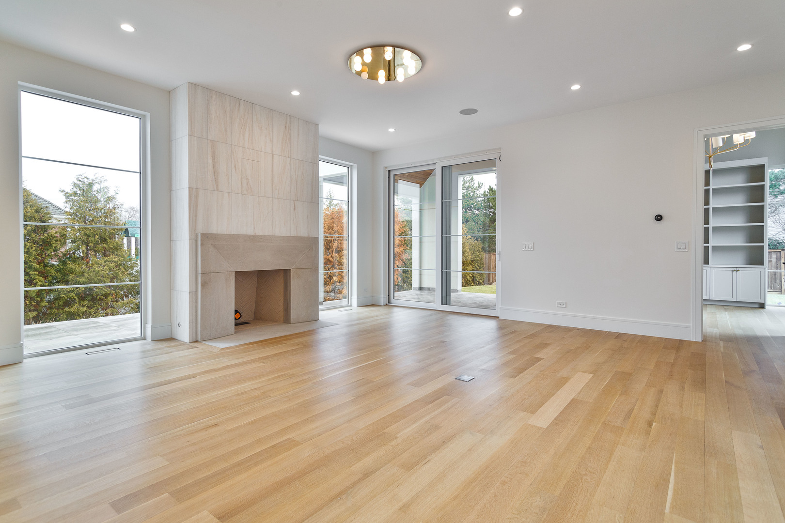 537 Kensington Court